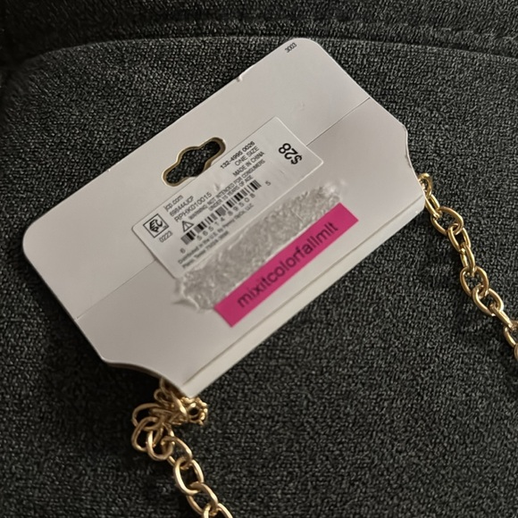 NWT trendy fun necklace by MIXIT color in gold tone - Picture 3 of 5